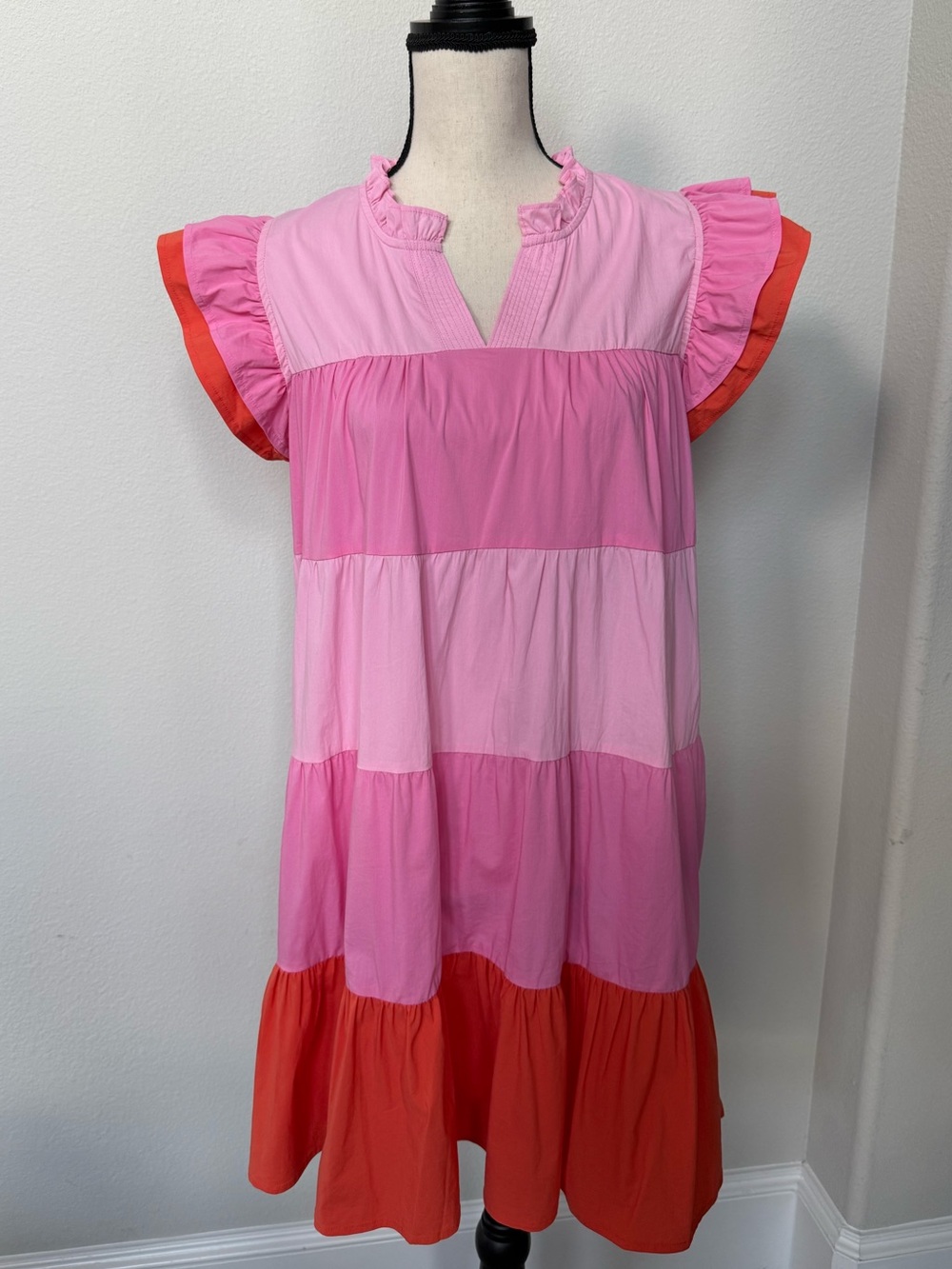 Voy Colorblock Pink & Coral Tiered Ruffle Sleeve Dress